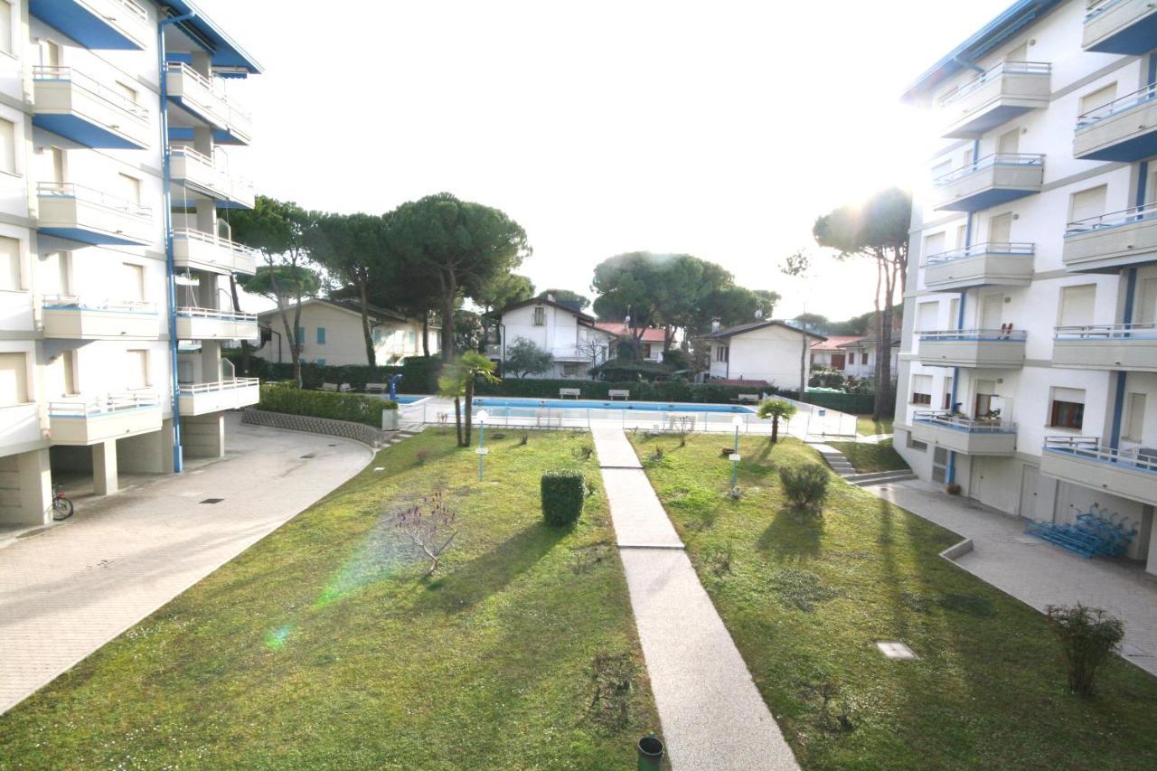 Ba- Althea - Piscina- Apartment Lignano Sabbiadoro Exterior photo